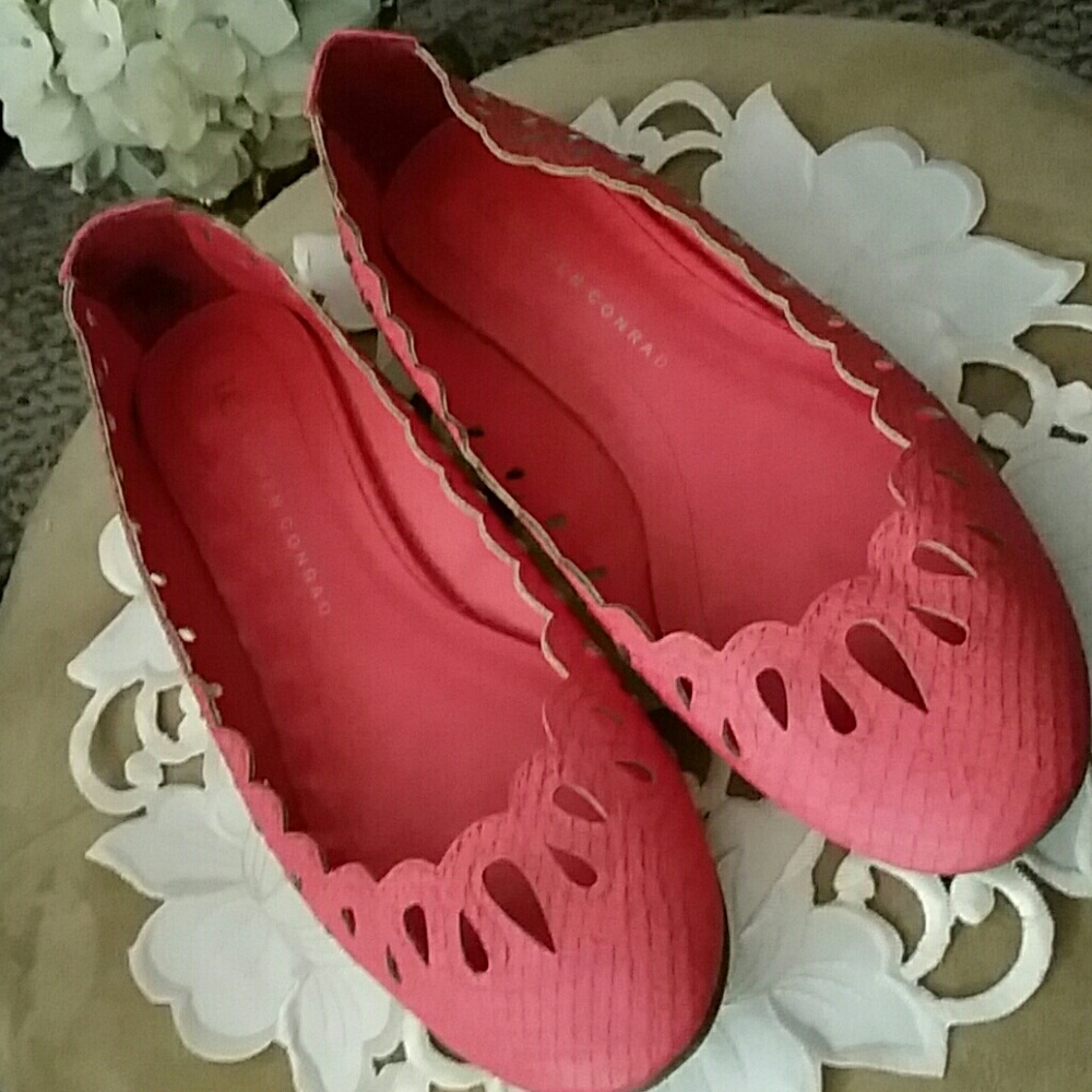 Pink scalloped flats by Lauren Conrad